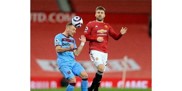 Vztah mezi trenérem West Ham United Davidem Moyesem a Manchesterem United